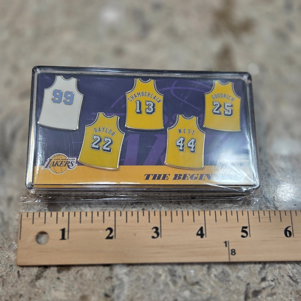 Los Angeles Lakers Beginning Pin Set Mikan Baylor Chamberlain West Goodrich NEW - Picture 2 of 5